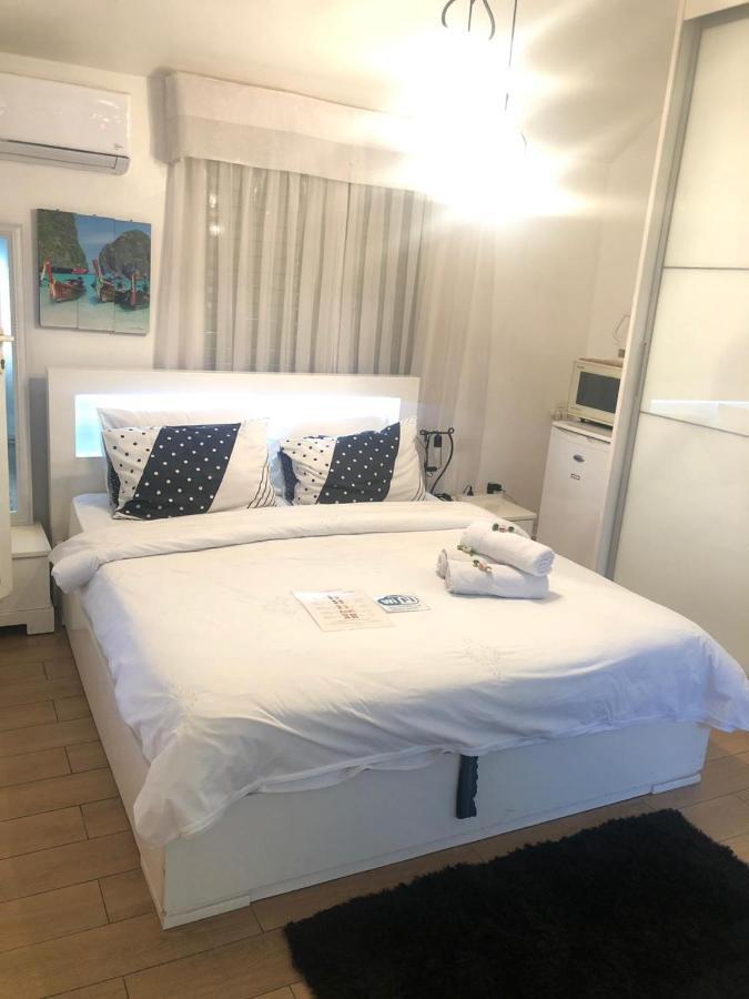 Charming Unit With Pool And Great Amenities Apartment Rishon Leziyyon Exterior photo